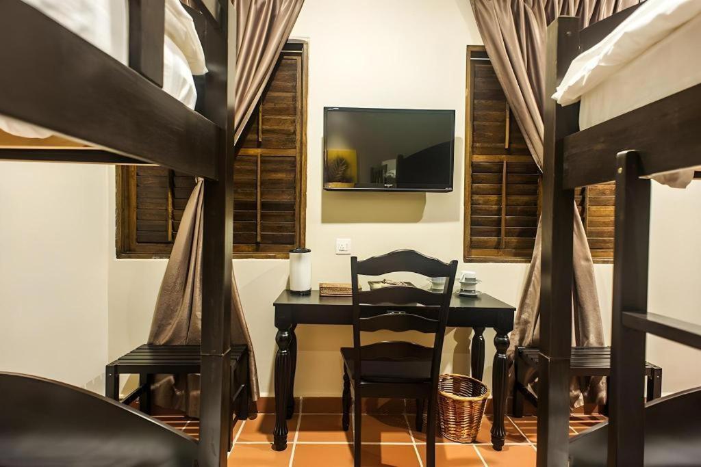 Armenian Suite George Town Bagian luar foto